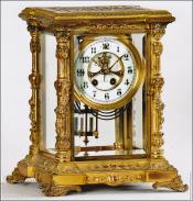 The "Tunis" by the William Gilbert Clock Company of Winsted, CT. Mantel clock. 212102.