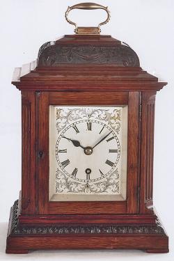 English-made Bracket Clock. A diminutive size. 214094.